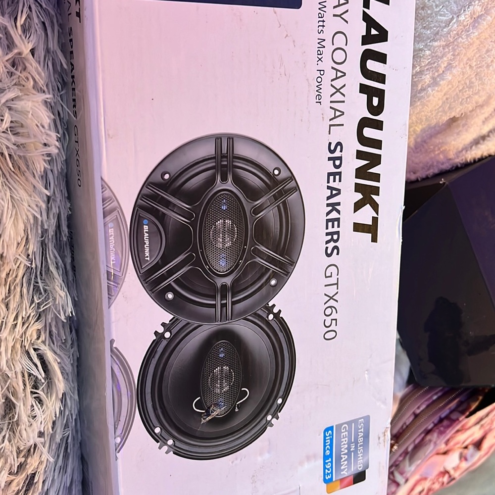 Blaupunkt speakers never used box never opened